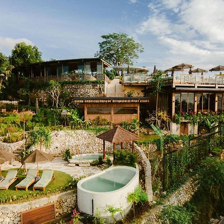 Gruen Resort Uluwatu Exterior photo