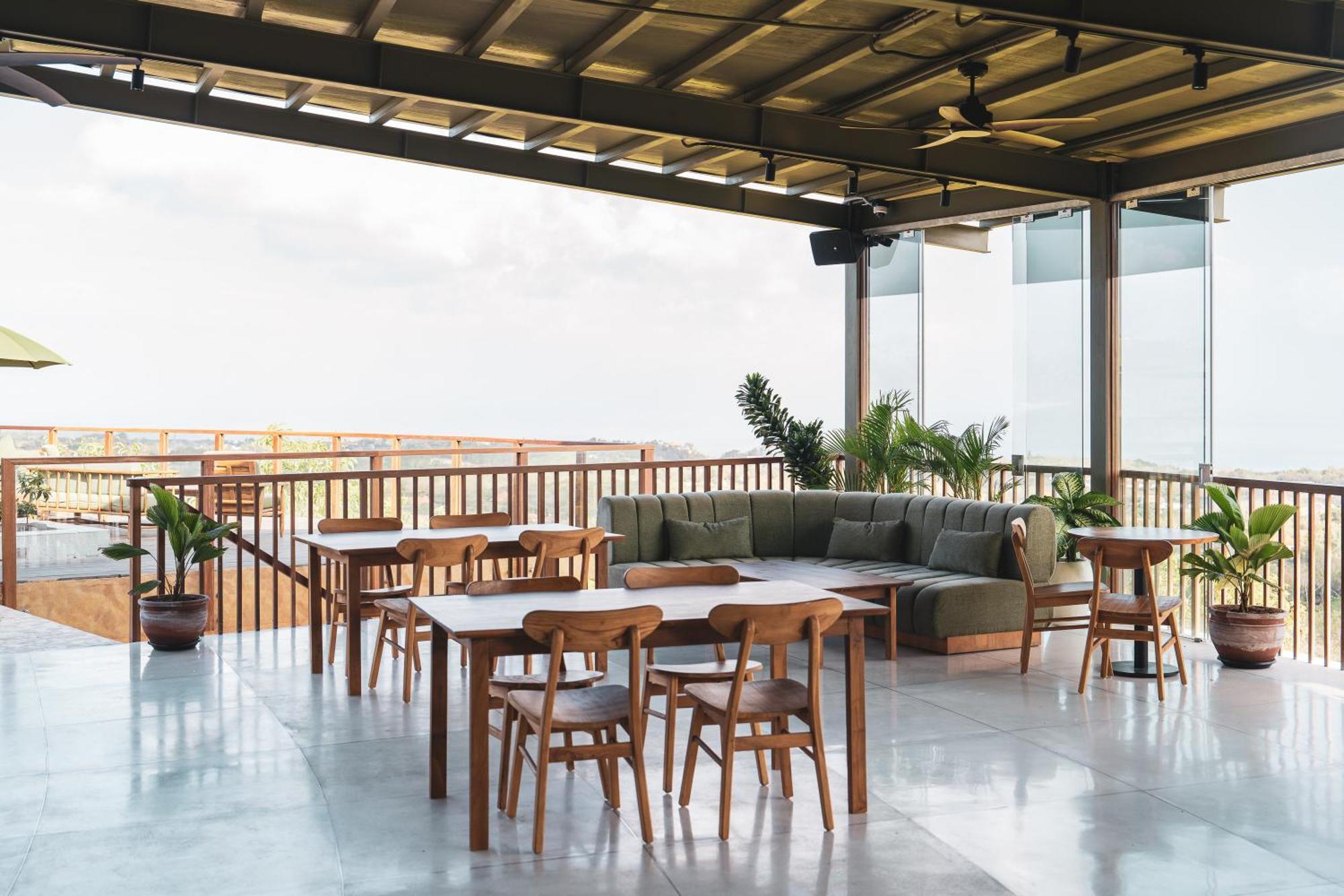 Gruen Resort Uluwatu Exterior photo