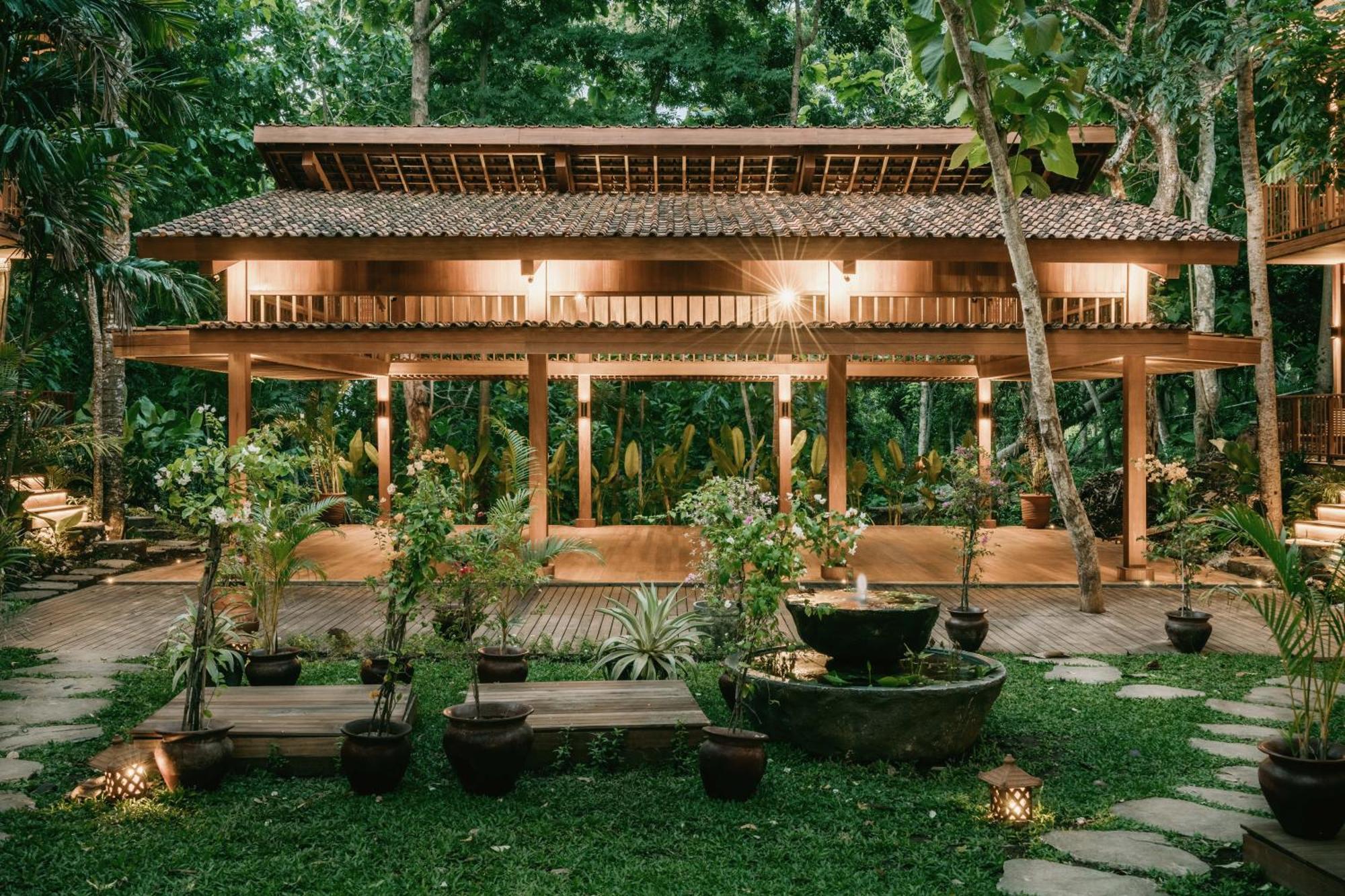Gruen Resort Uluwatu Exterior photo