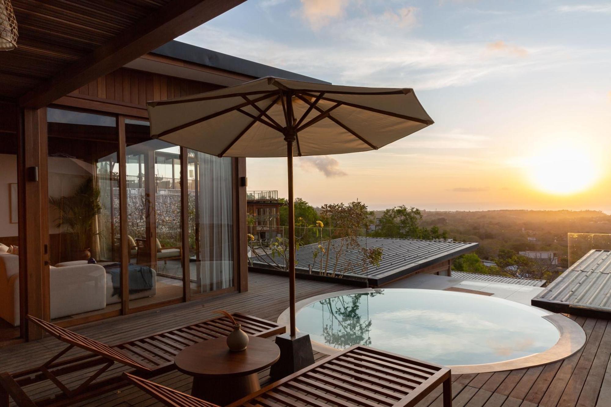 Gruen Resort Uluwatu Exterior photo